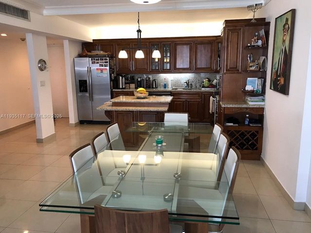 19390 Collins Ave 502, Sunny Isles Beach, FL 33160