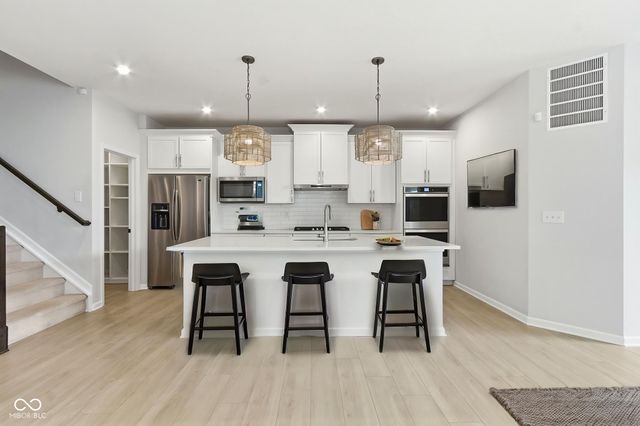 14465 Shrawley Court, Carmel, IN 46074