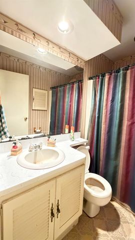 24676 Elmhurst Drive, Elkhart, IN 46517