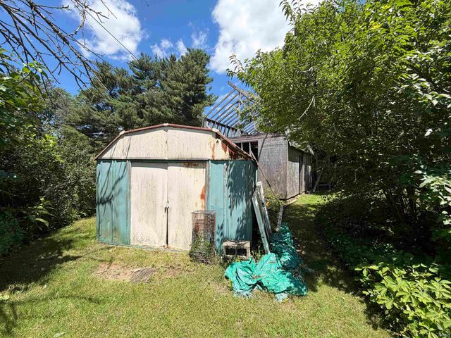 24676 Elmhurst Drive, Elkhart, IN 46517