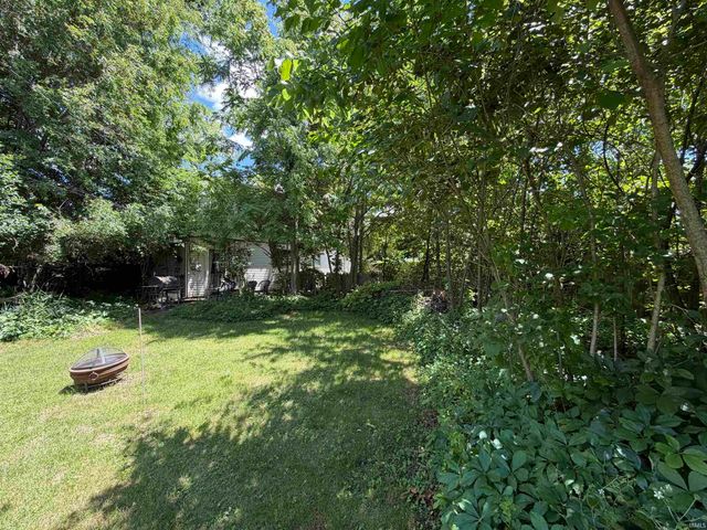 24676 Elmhurst Drive, Elkhart, IN 46517