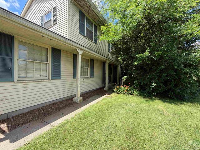 24676 Elmhurst Drive, Elkhart, IN 46517