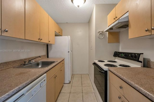 1139 Lake Terry Drive C, West Palm Beach, FL 33411