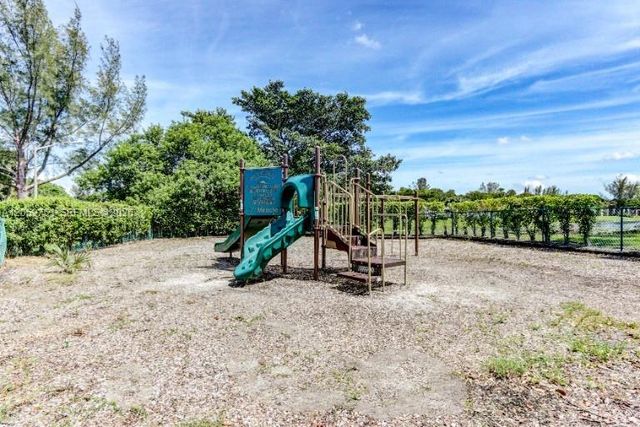 1139 Lake Terry Drive C, West Palm Beach, FL 33411