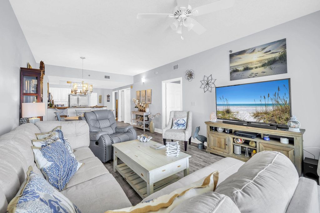 Image 14 of property listing at 112 Seascape Drive UNIT 1903, Miramar Beach, FL 32550