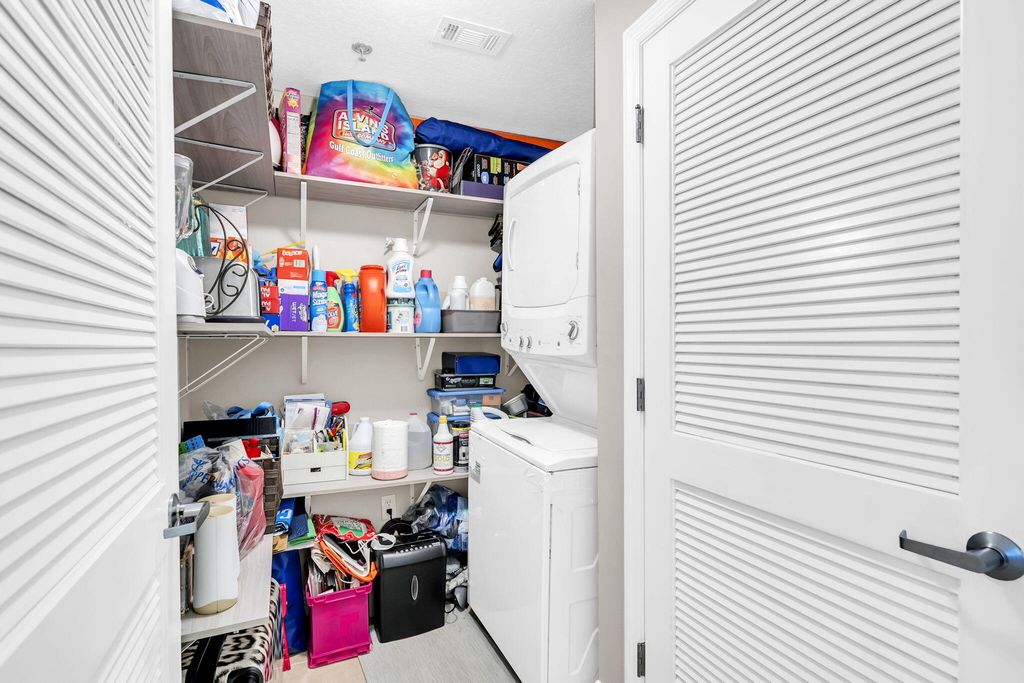 Image 21 of property listing at 112 Seascape Drive UNIT 1903, Miramar Beach, FL 32550