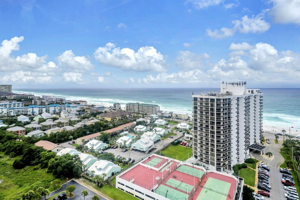 Image 25 of property listing at 112 Seascape Drive UNIT 1903, Miramar Beach, FL 32550
