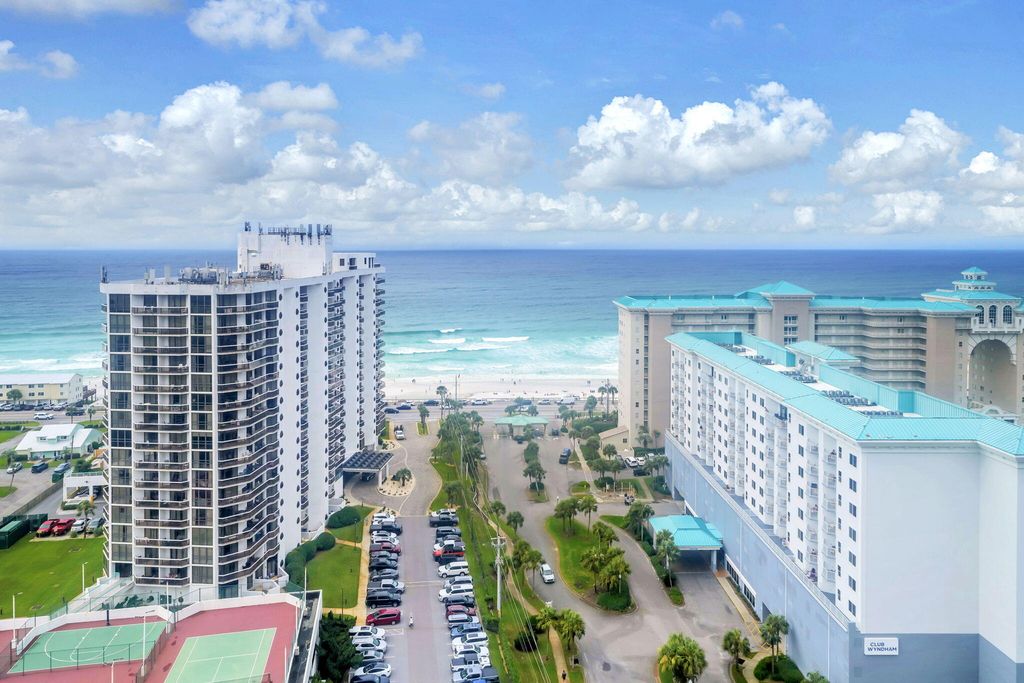 Image 27 of property listing at 112 Seascape Drive UNIT 1903, Miramar Beach, FL 32550