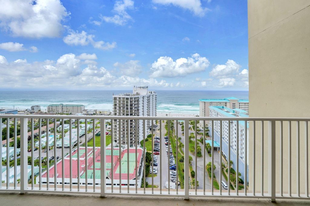 Image 28 of property listing at 112 Seascape Drive UNIT 1903, Miramar Beach, FL 32550