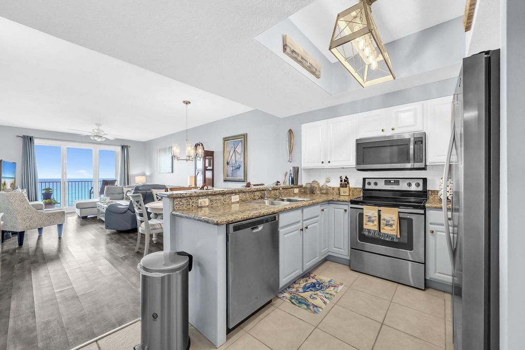 Image 3 of property listing at 112 Seascape Drive UNIT 1903, Miramar Beach, FL 32550