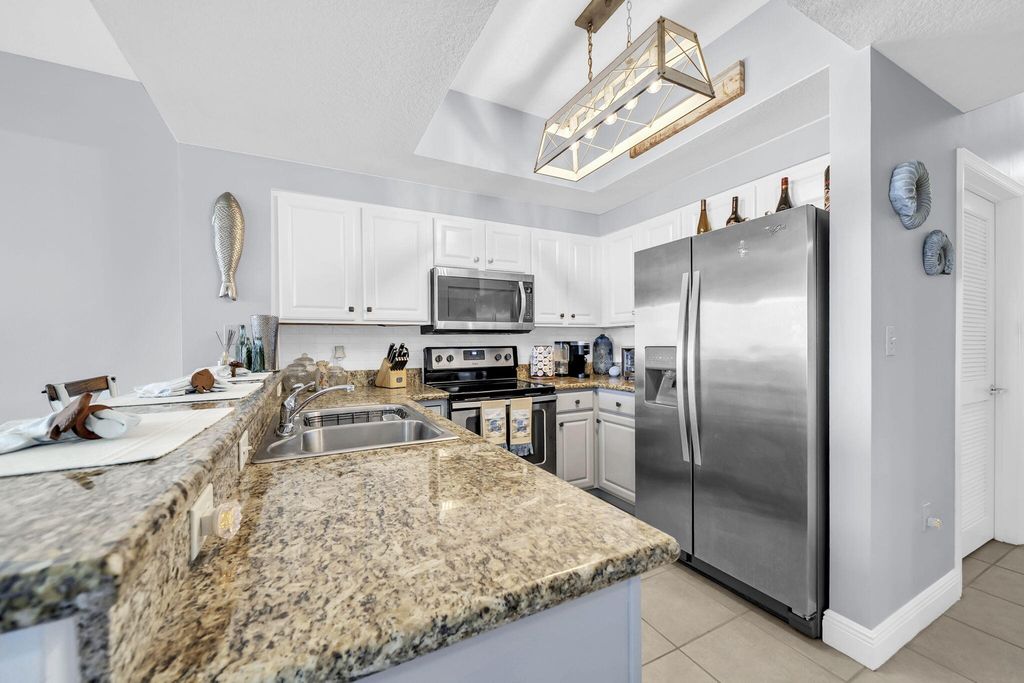 Image 4 of property listing at 112 Seascape Drive UNIT 1903, Miramar Beach, FL 32550