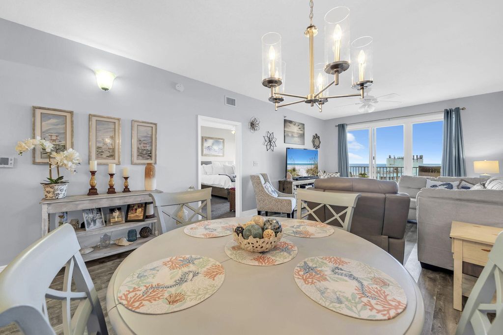 Image 9 of property listing at 112 Seascape Drive UNIT 1903, Miramar Beach, FL 32550