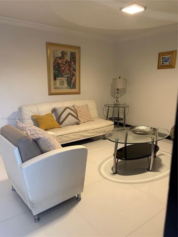 13505 NE 23rd Ct, North Miami, FL 33181