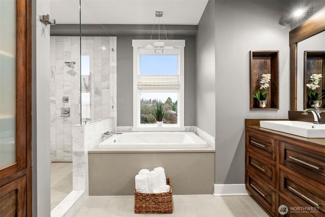 11642 Roseberg Ave S, Burien, WA 98168