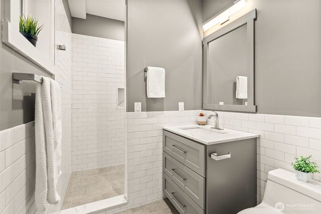 11642 Roseberg Ave S, Burien, WA 98168