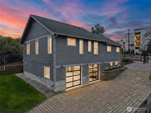 11642 Roseberg Ave S, Burien, WA 98168