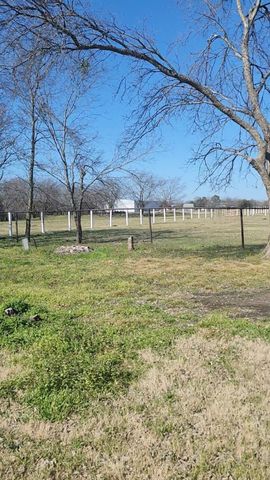 15091 County Road 234, Terrell, TX 75160