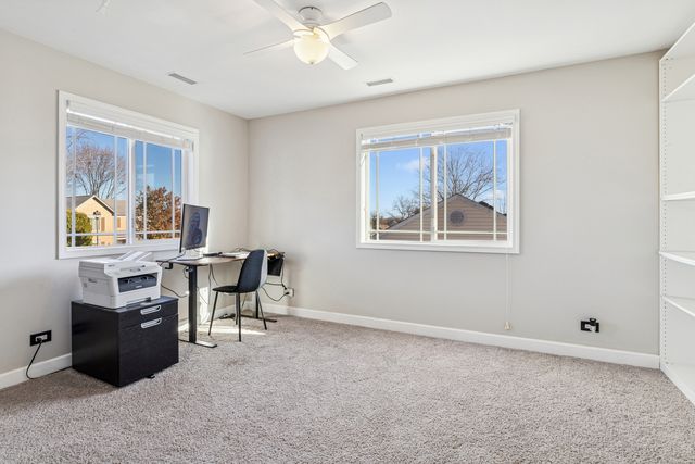 5229 Beechwood Avenue, Gurnee, IL 60031