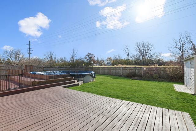 5229 Beechwood Avenue, Gurnee, IL 60031