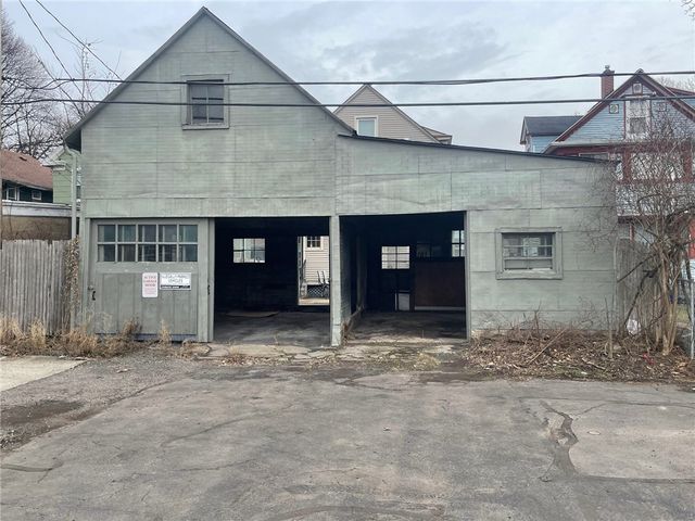 4.5 Donlon Street, Rochester, NY 14607