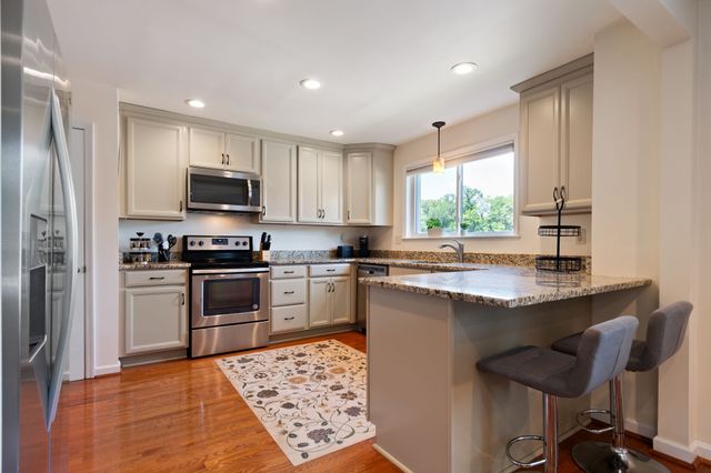 4487 Post Pl Apt 158, Nashville, TN 37205