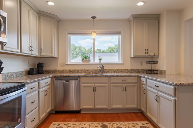 4487 Post Pl Apt 158, Nashville, TN 37205