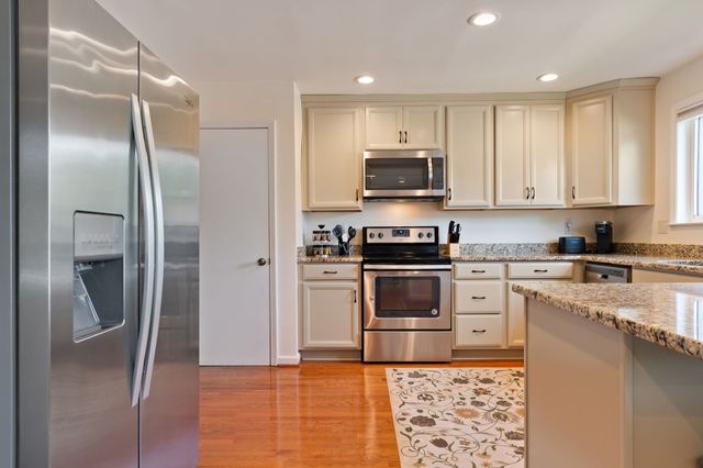 4487 Post Pl Apt 158, Nashville, TN 37205