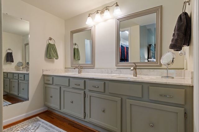 4487 Post Pl Apt 158, Nashville, TN 37205