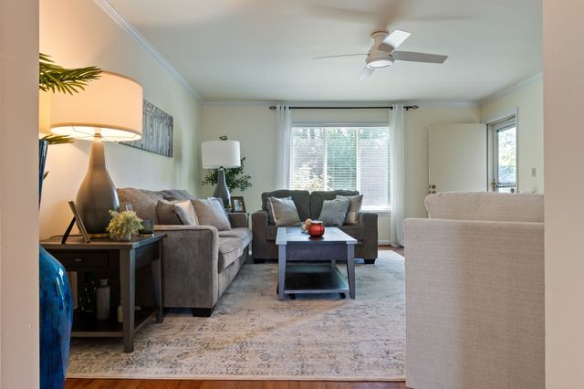 4487 Post Pl Apt 158, Nashville, TN 37205