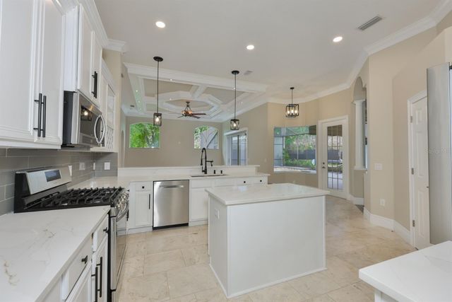 808 RIVER HAMMOCK BOULEVARD, Brandon, FL 33511