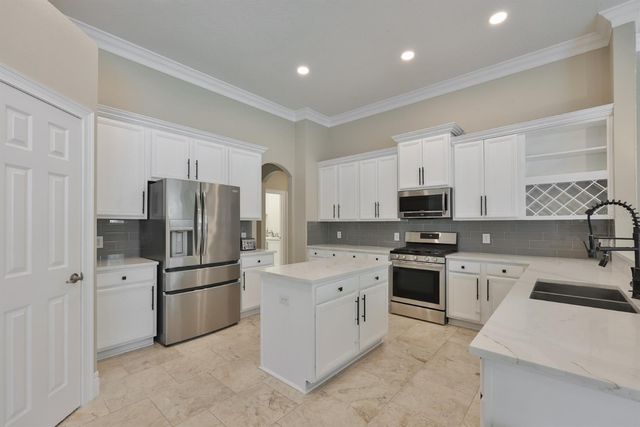 808 RIVER HAMMOCK BOULEVARD, Brandon, FL 33511