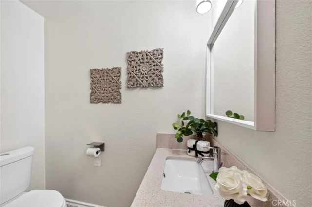 5401 Twin Lakes Drive, Cypress, CA 90630