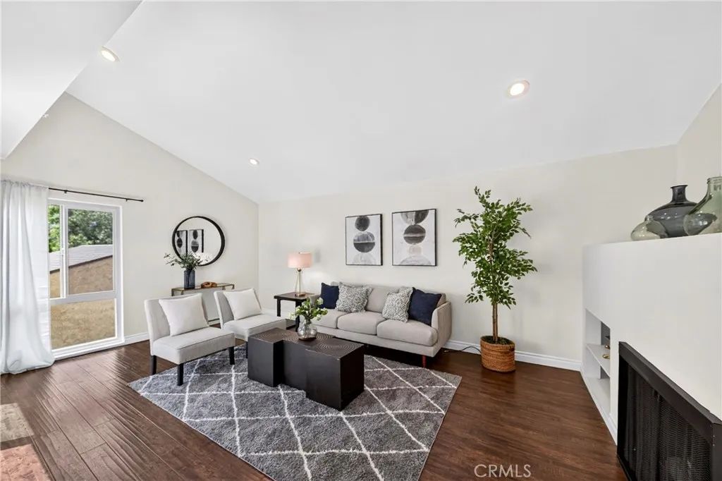 5401 Twin Lakes Drive, Cypress, CA 90630