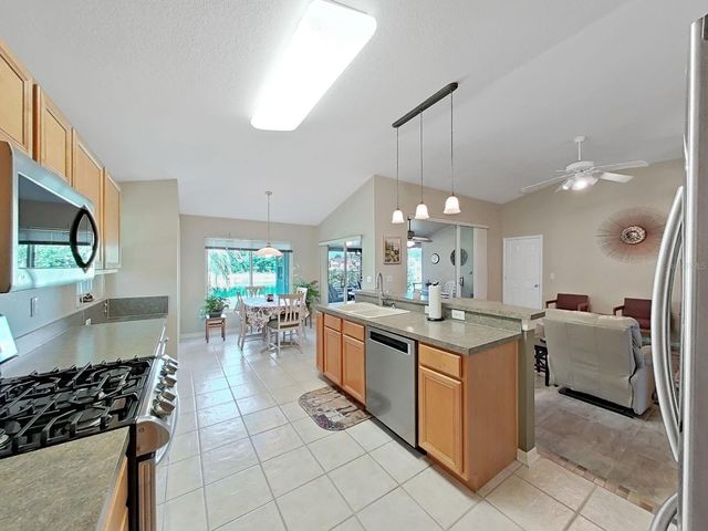 30612 NICKERSON LOOP, Wesley Chapel, FL 33543