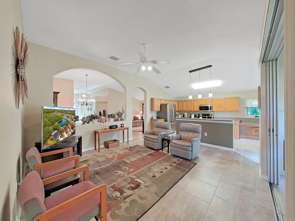 Image 15 of property listing at 30612 NICKERSON LOOP, Wesley Chapel, FL 33543