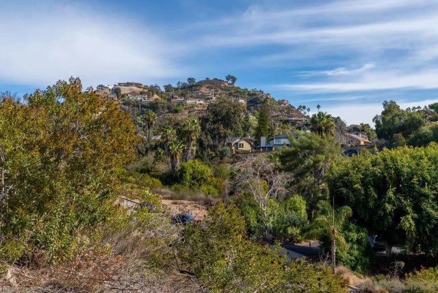 0000 Grandview 20, La Mesa, CA 91941