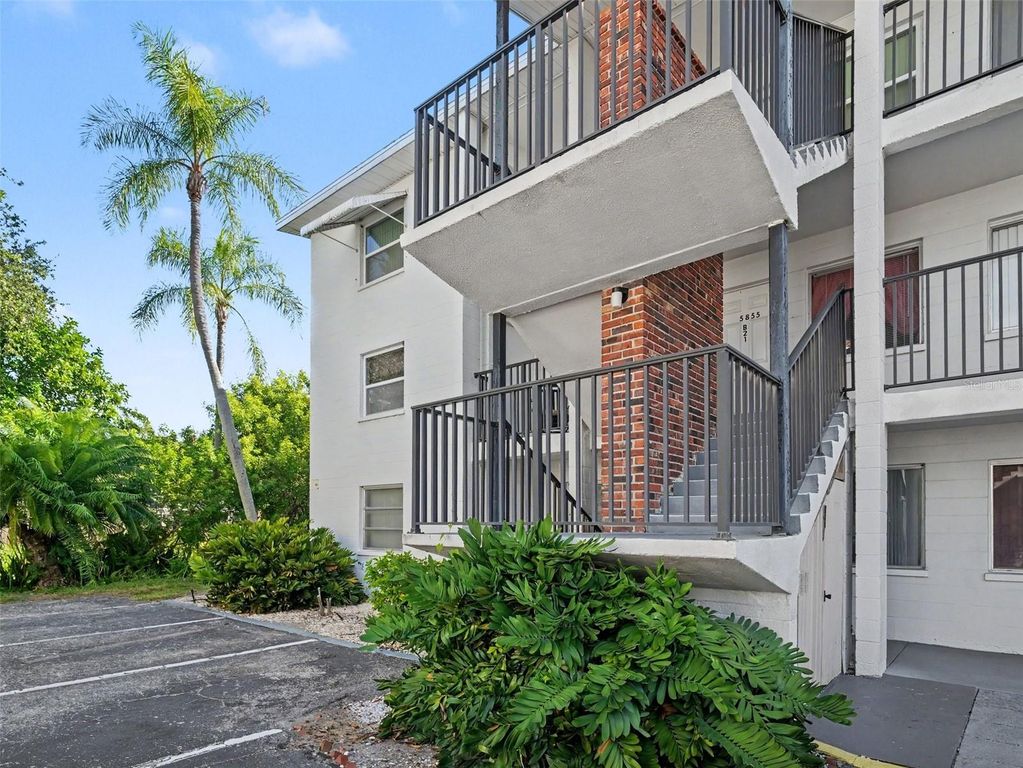 5855 PALM LANE B21, BRADENTON, FL 34207 — photo 2