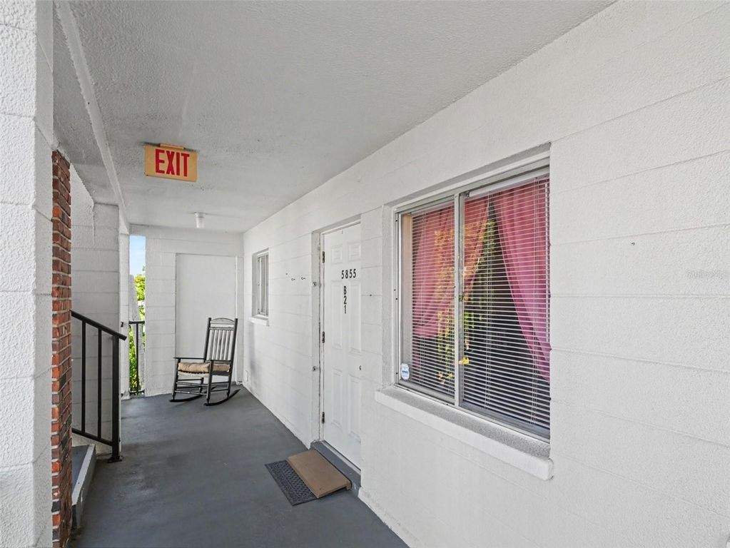 5855 PALM LANE B21, BRADENTON, FL 34207 — photo 3