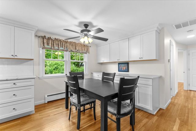 194 Holden St, Worcester, MA 01606