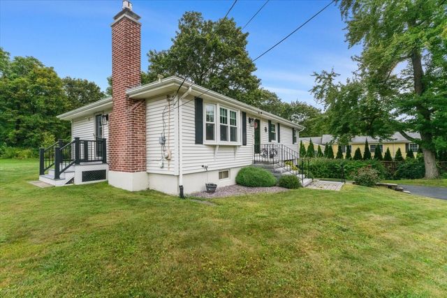194 Holden St, Worcester, MA 01606