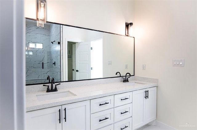 1320 W Franklin Avenue, Alton, TX 78573