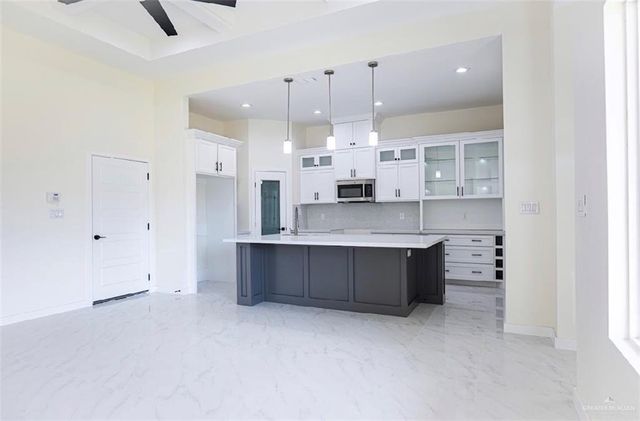 1320 W Franklin Avenue, Alton, TX 78573