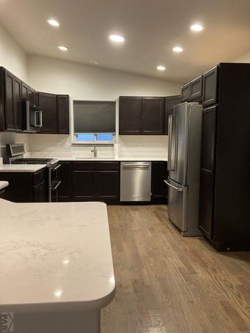 47 S Jibbsam Way, Pueblo West, CO 81007