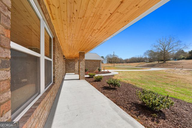 357 Woodridge Way, Royston, GA 30662