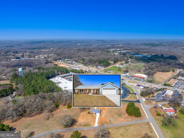 357 Woodridge Way, Royston, GA 30662