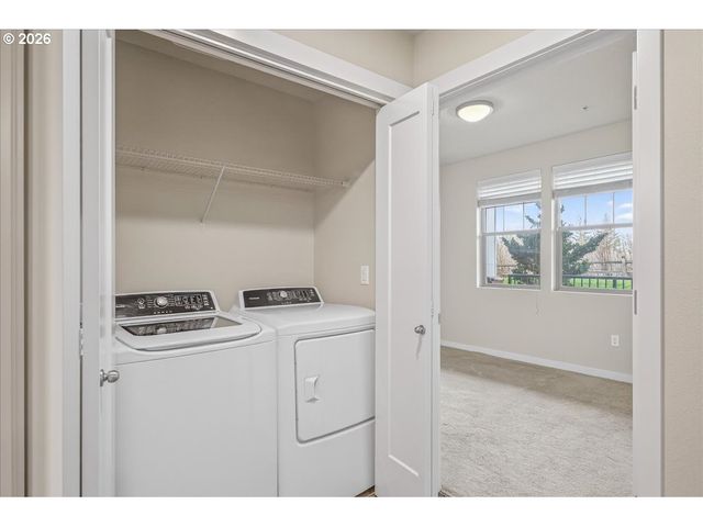 16401 Nw CHADWICK Way, Portland, OR 97229