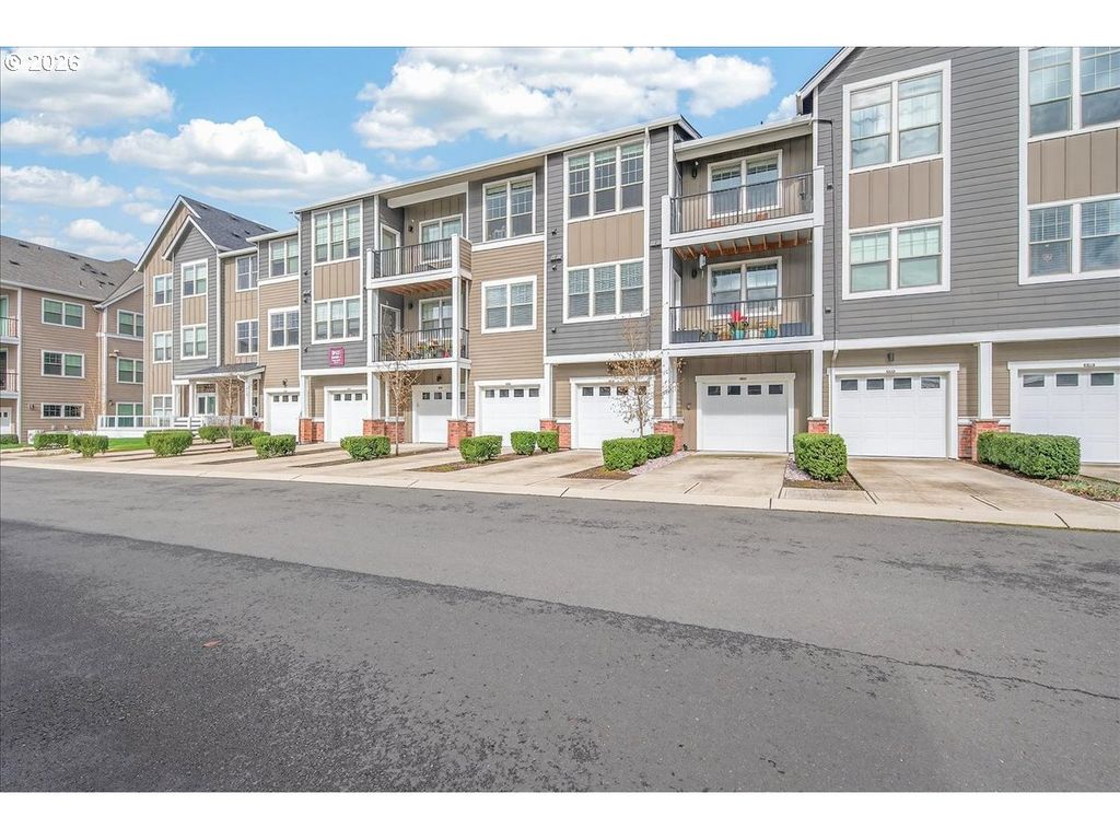 16401 Nw CHADWICK Way, Portland, OR 97229