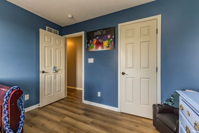 17 N 1200 W Road, Parker City, IN 47368