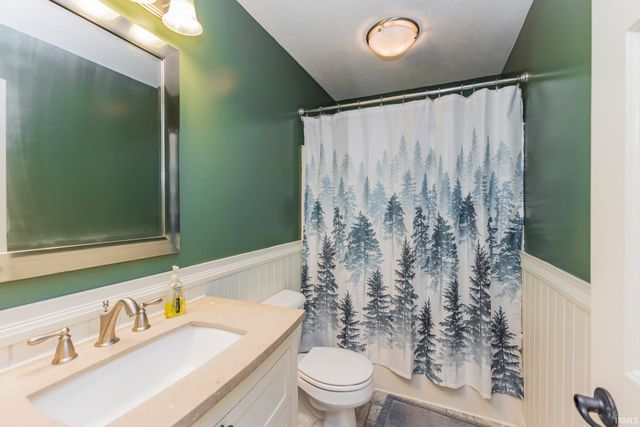 17 N 1200 W Road, Parker City, IN 47368