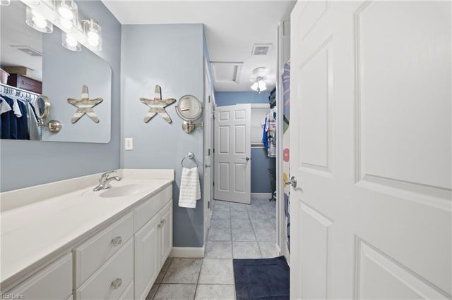 8708 Atlantic AVE, Virginia Beach, VA 23451